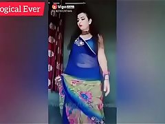 Desi Hot Indian Aunties